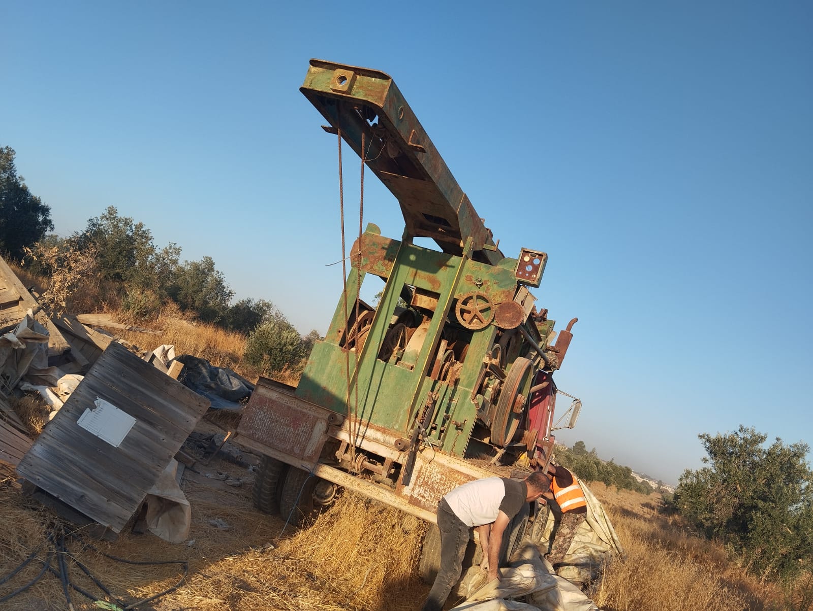 Madar Al-Saa Images 0.26282891800605057