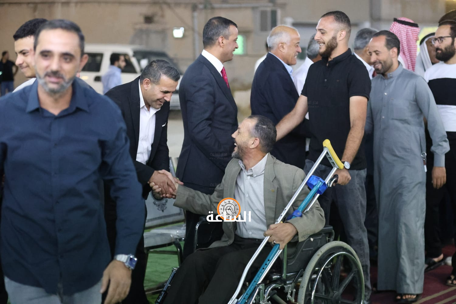 Madar Al-Saa Images 0.4240787340061434