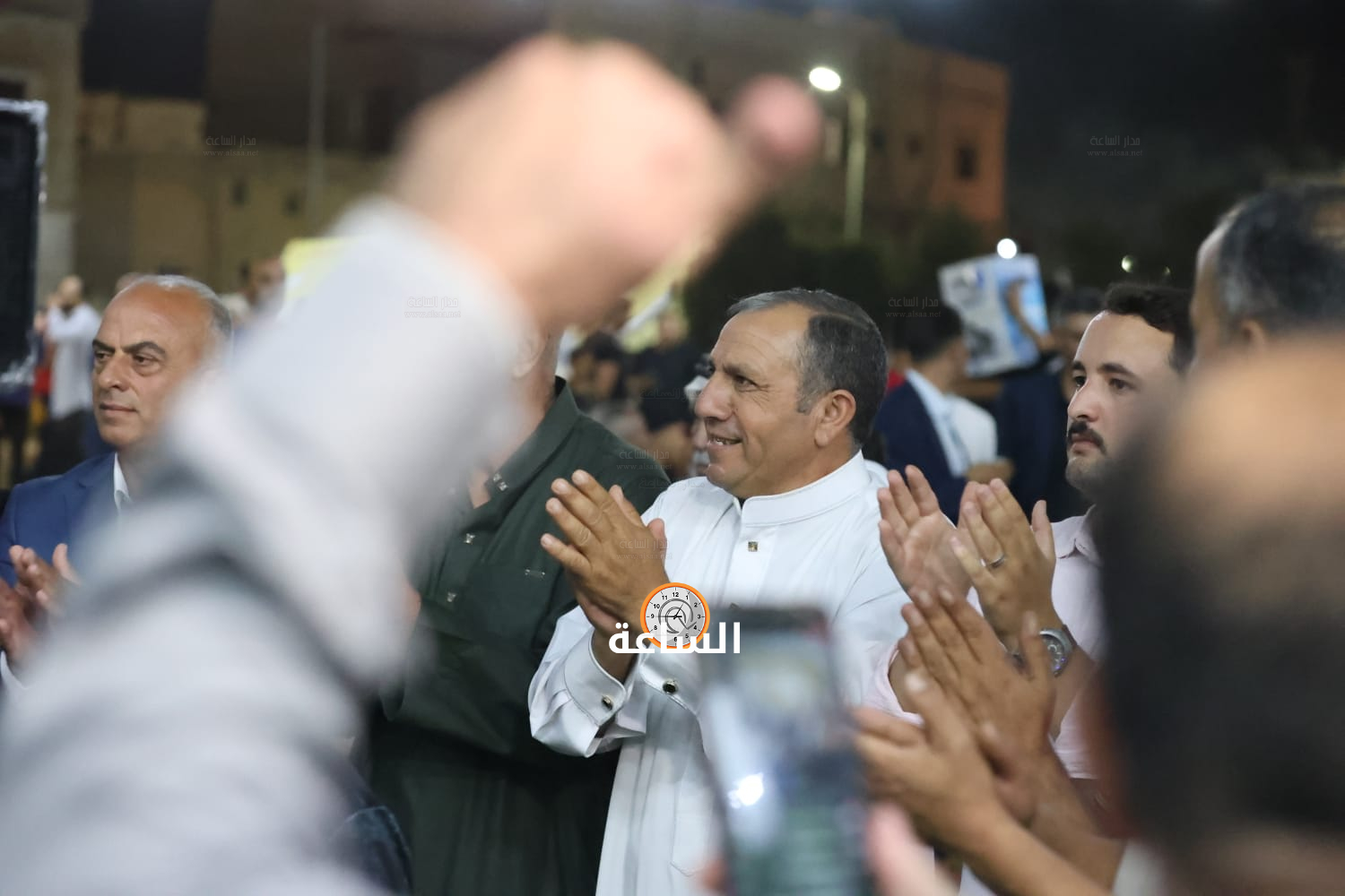 Madar Al-Saa Images 0.25575060573652153