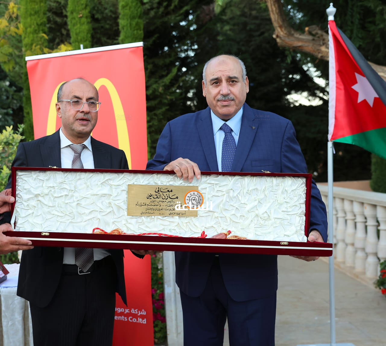Madar Al-Saa Images 0.747444393660629