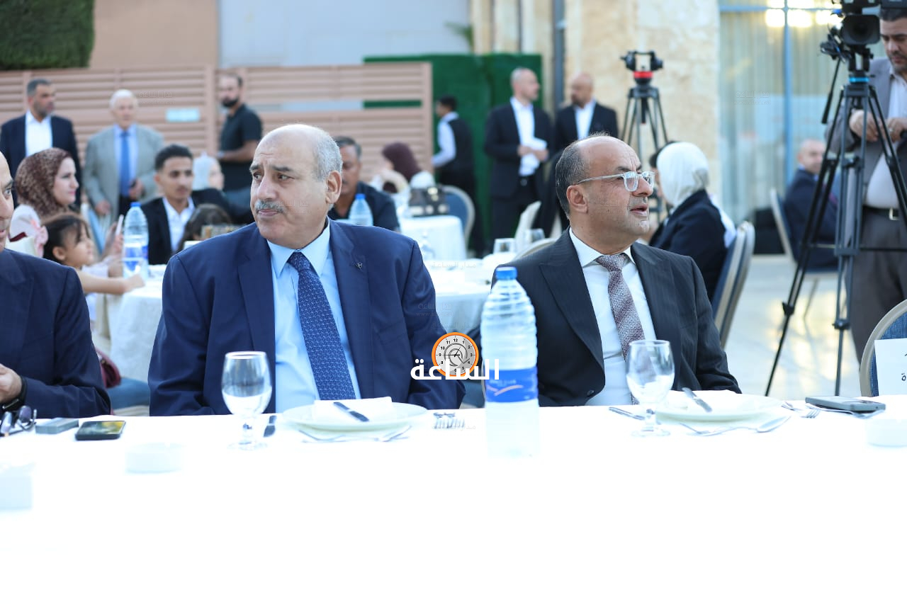 Madar Al-Saa Images 0.7569420109512147
