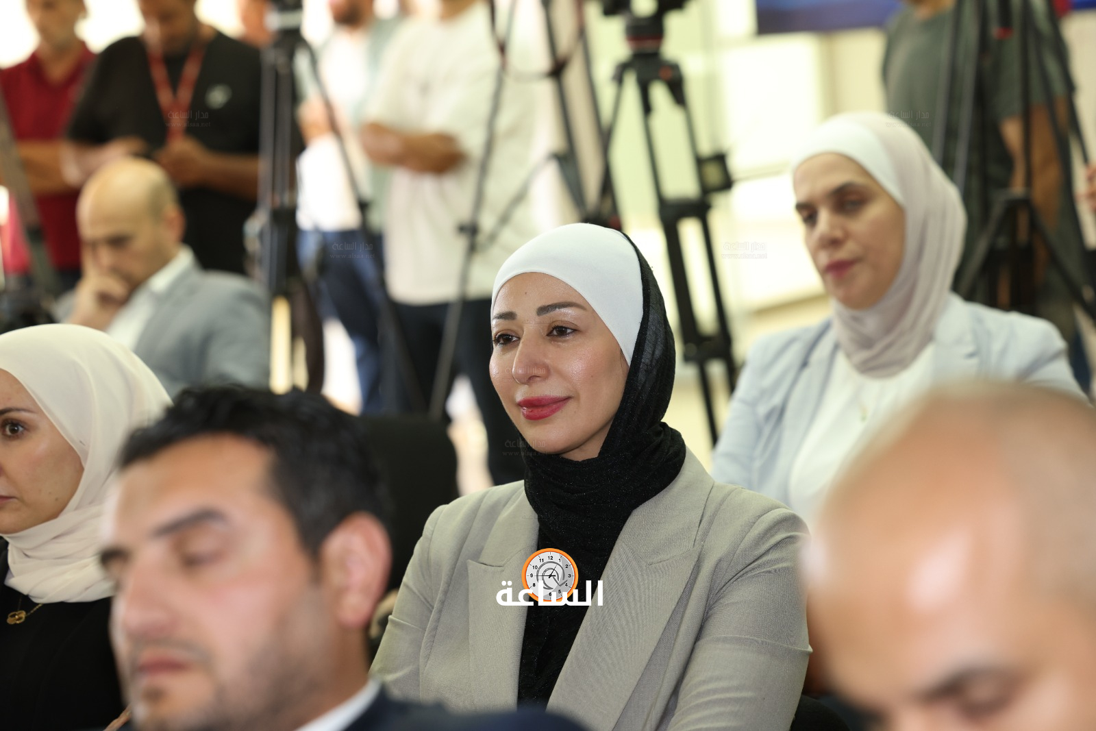 Madar Al-Saa Images 0.2254079538574577