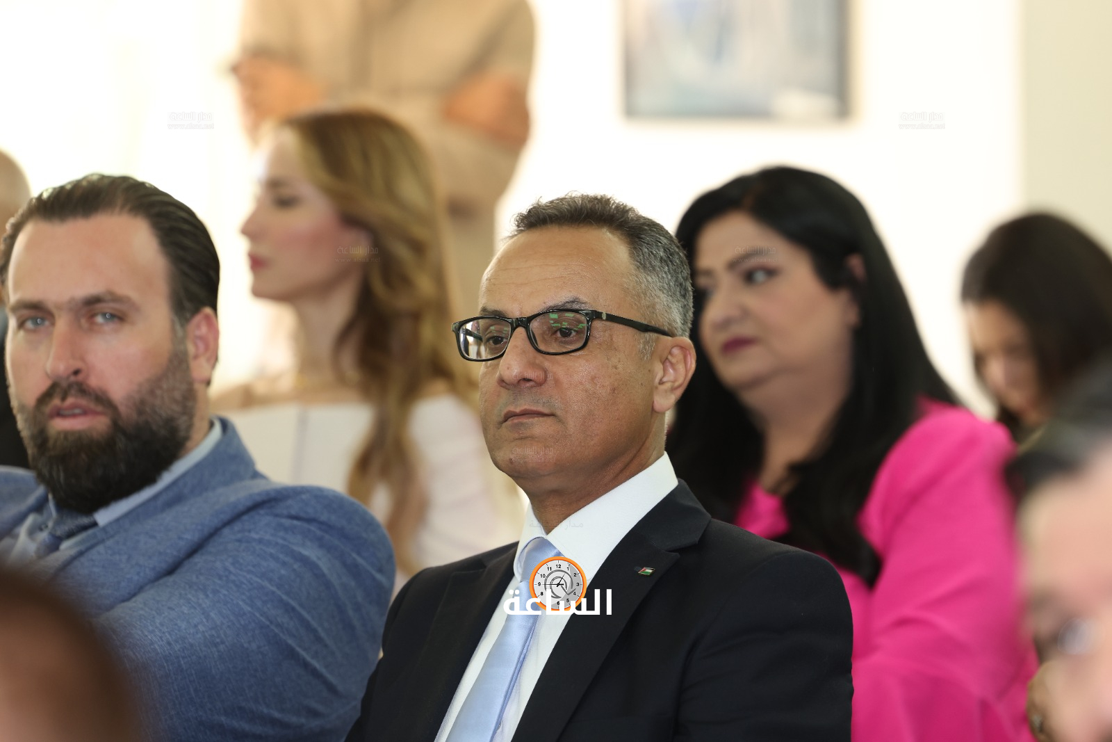 Madar Al-Saa Images 0.869850917284395