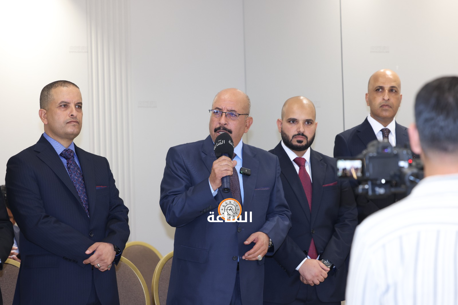 Madar Al-Saa Images 0.40243965183077623
