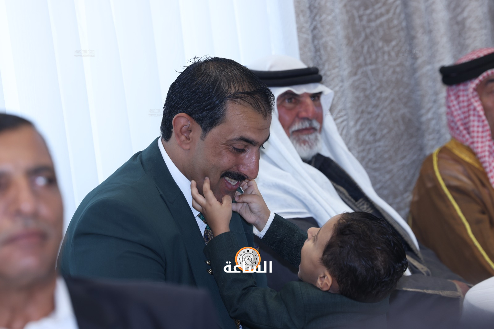 Madar Al-Saa Images 0.8342048393047528