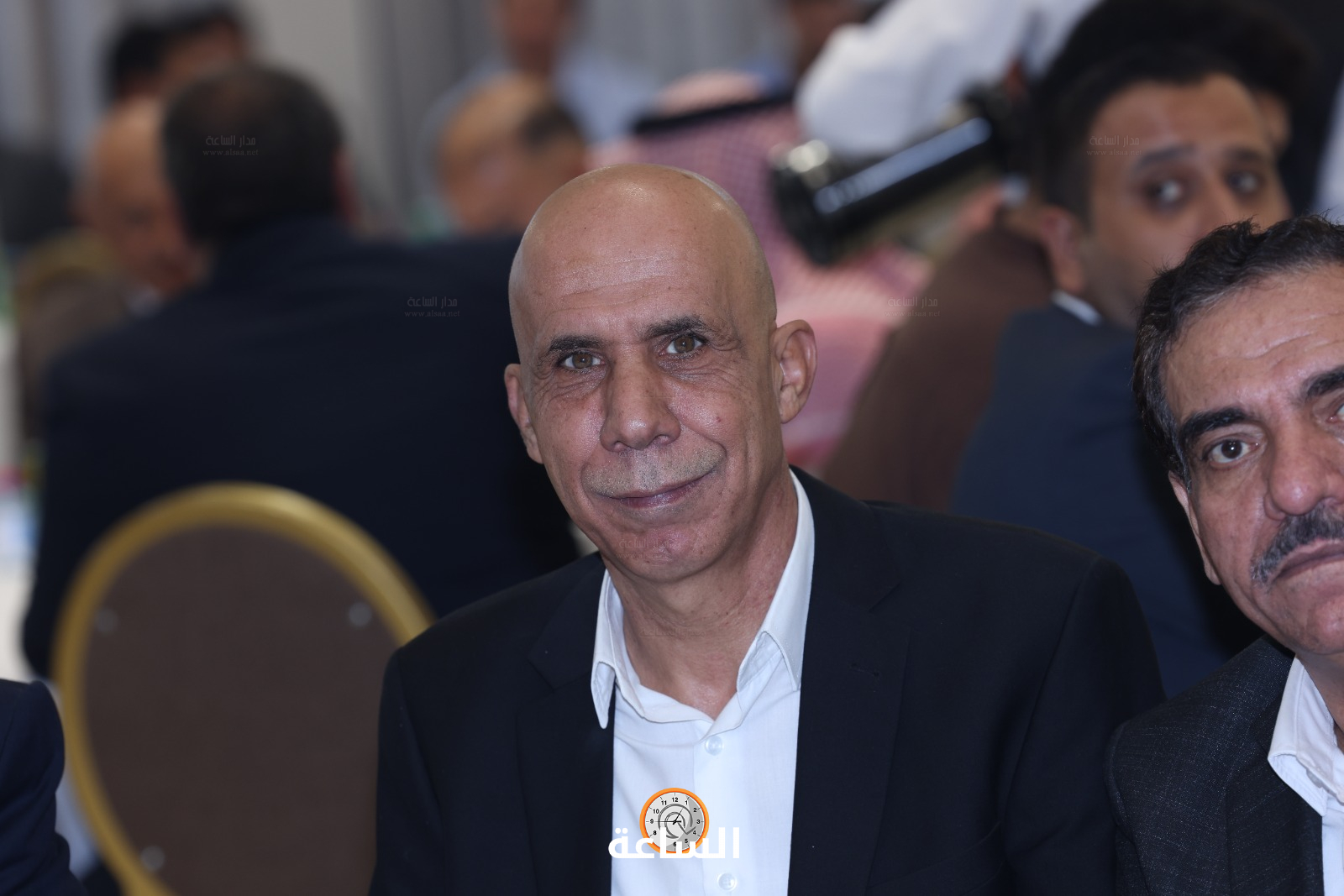 Madar Al-Saa Images 0.483305283516147