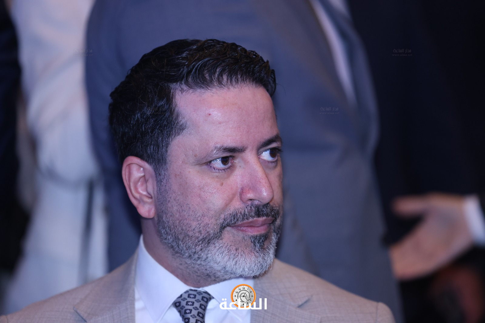 Madar Al-Saa Images 0.8767299818562062