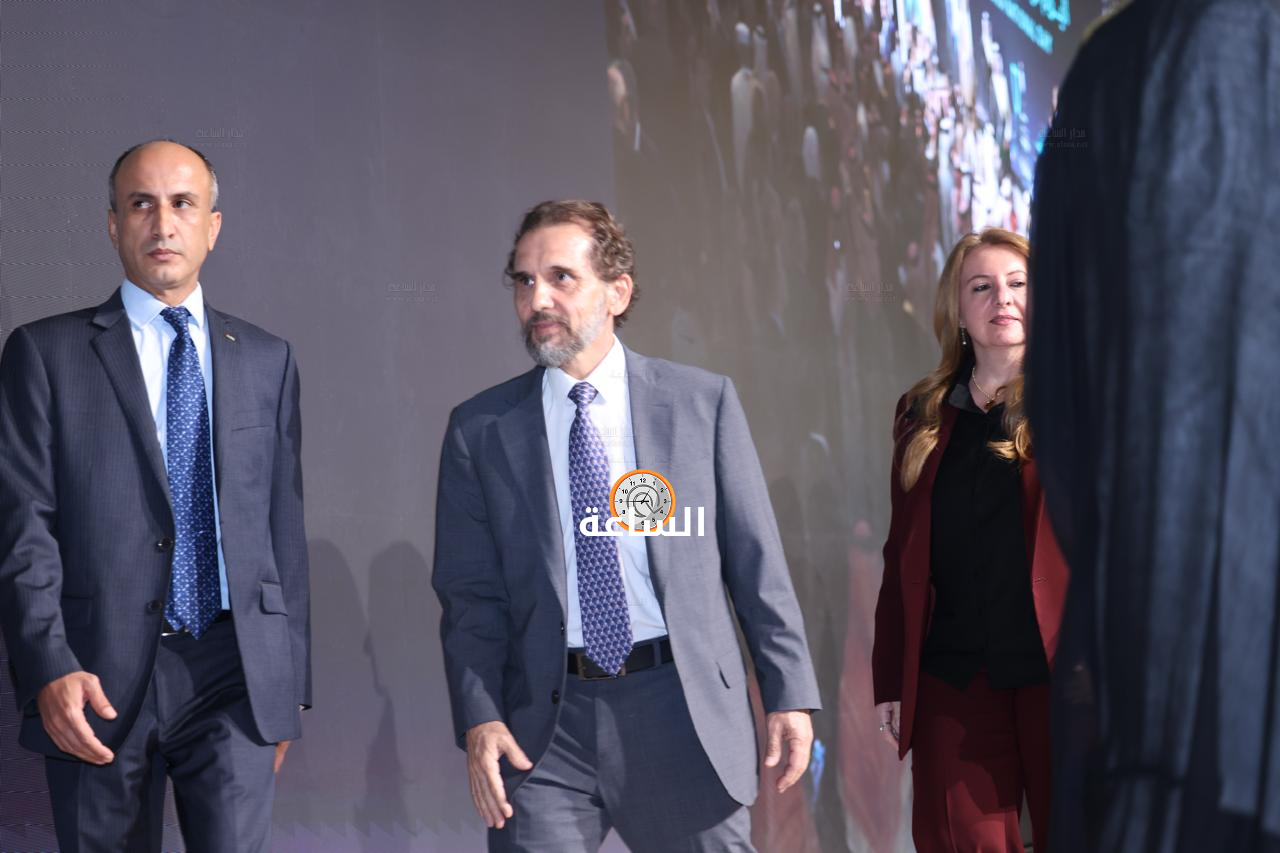 Madar Al-Saa Images 0.9163822185422081