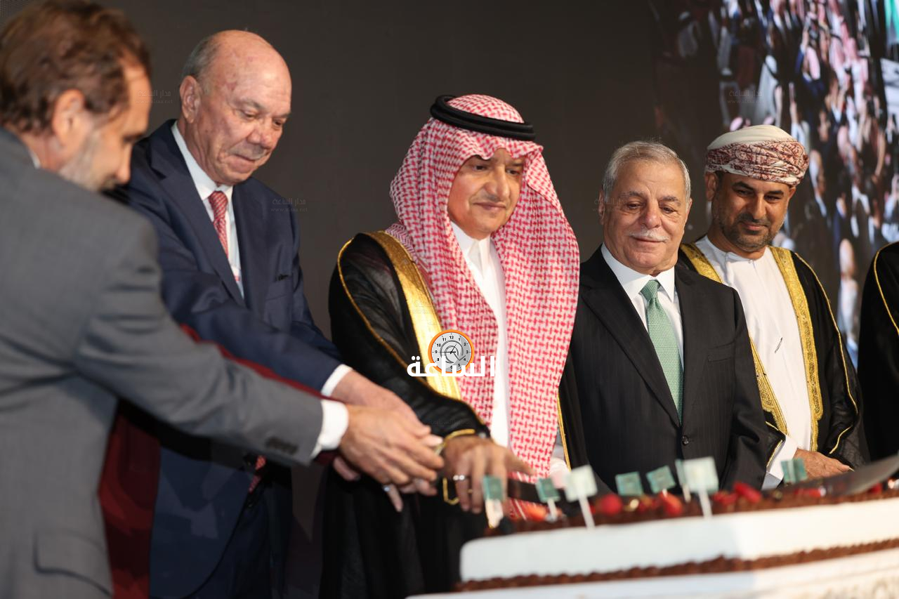 Madar Al-Saa Images 0.8201539230611787