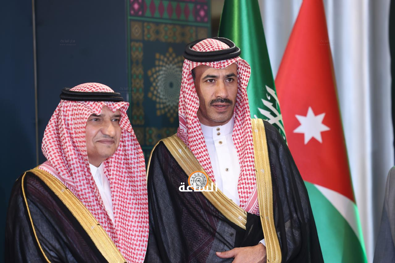 Madar Al-Saa Images 0.43799697885998357