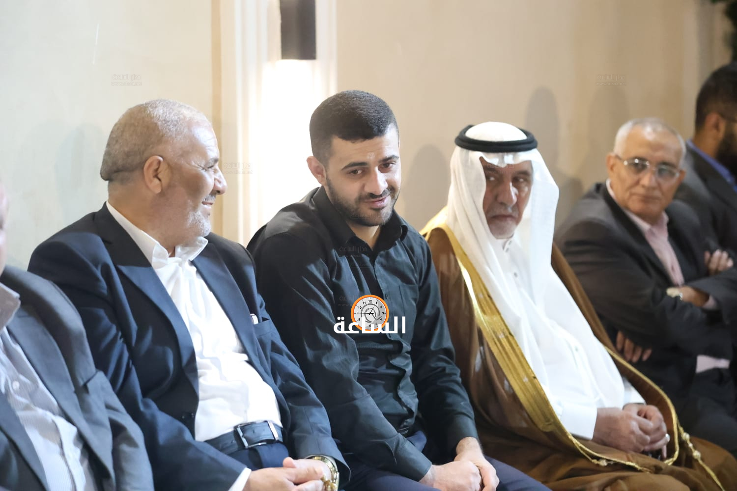 Madar Al-Saa Images 0.8896696221644433