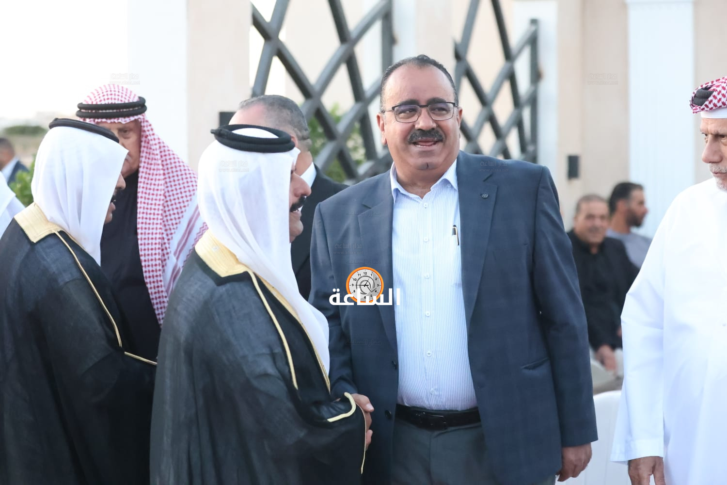 Madar Al-Saa Images 0.30774235429055097