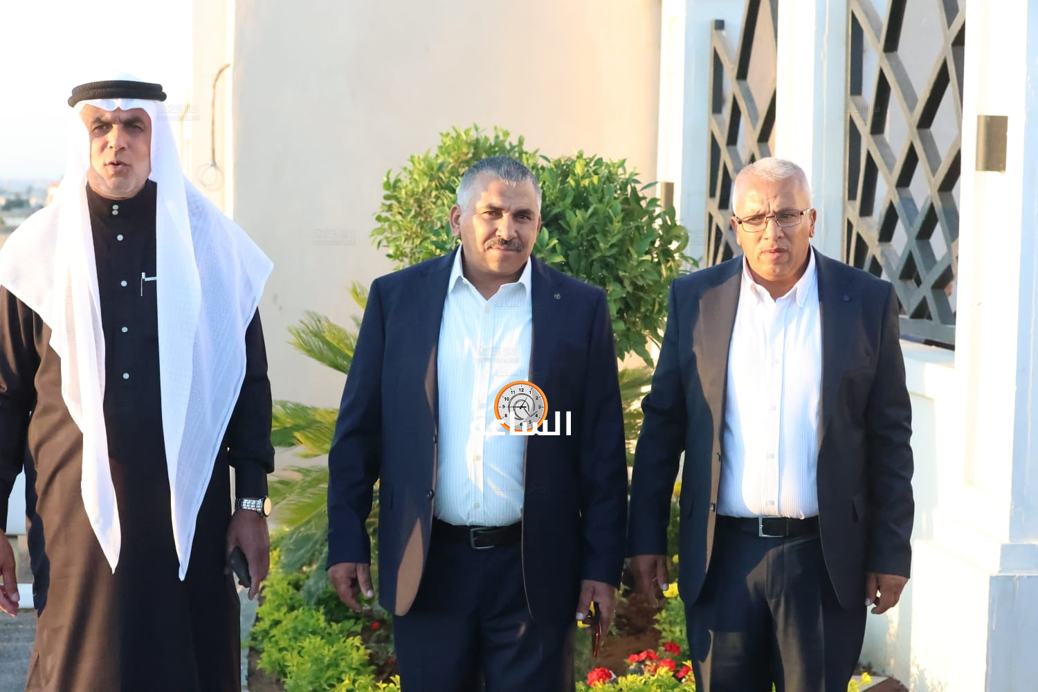 Madar Al-Saa Images 0.37423635553395473