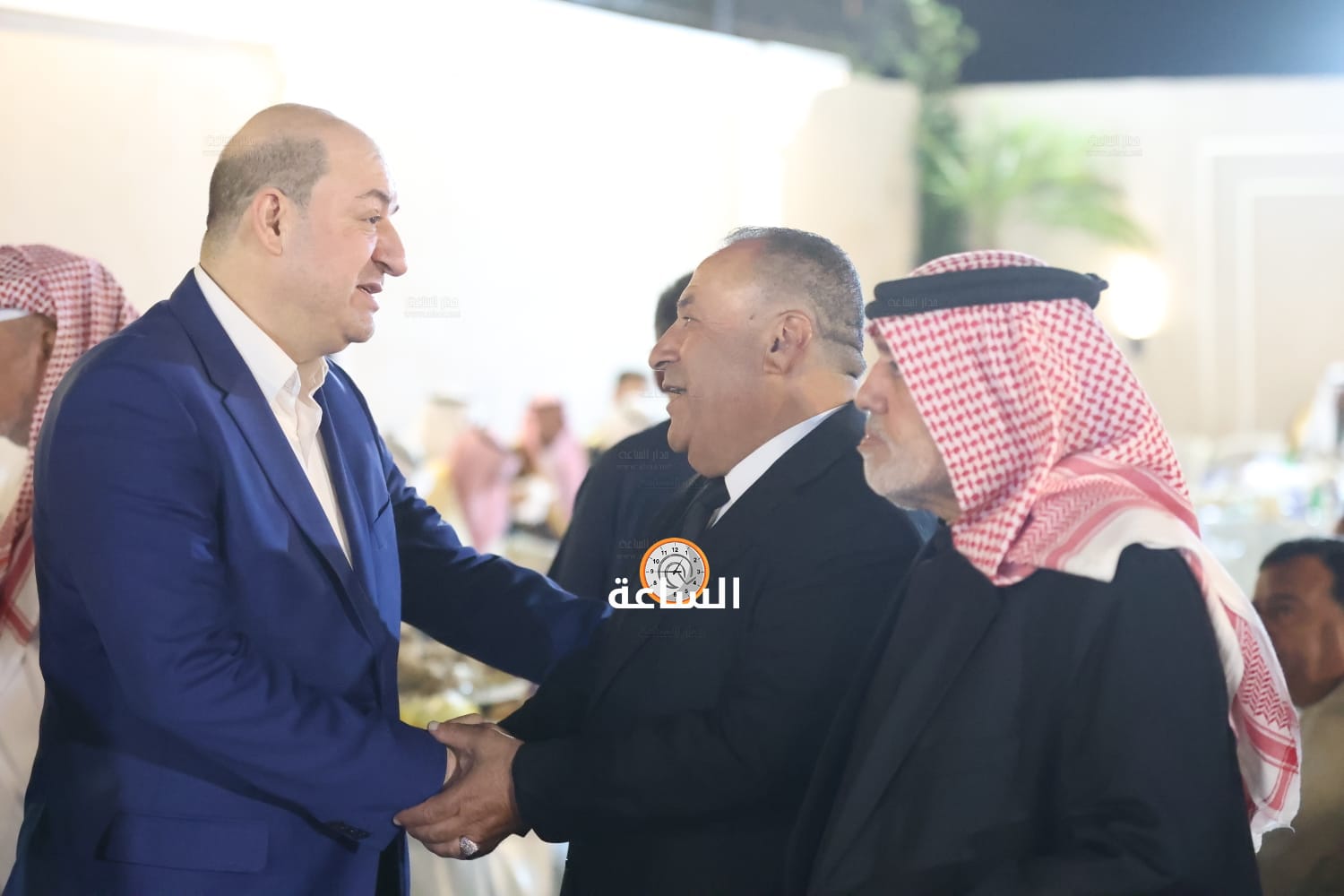 Madar Al-Saa Images 0.5595225490357375