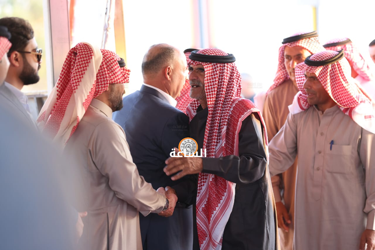Madar Al-Saa Images 0.24990348667384676