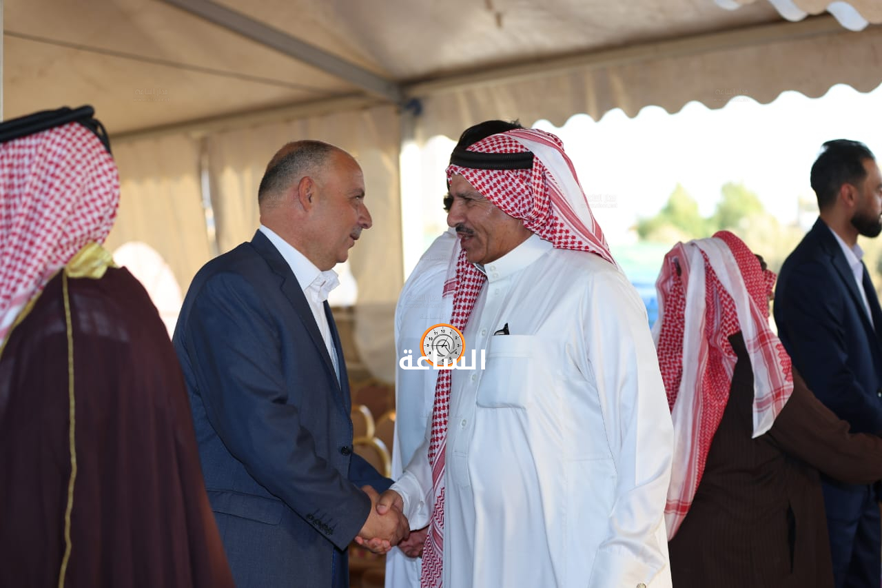Madar Al-Saa Images 0.5600942502771376