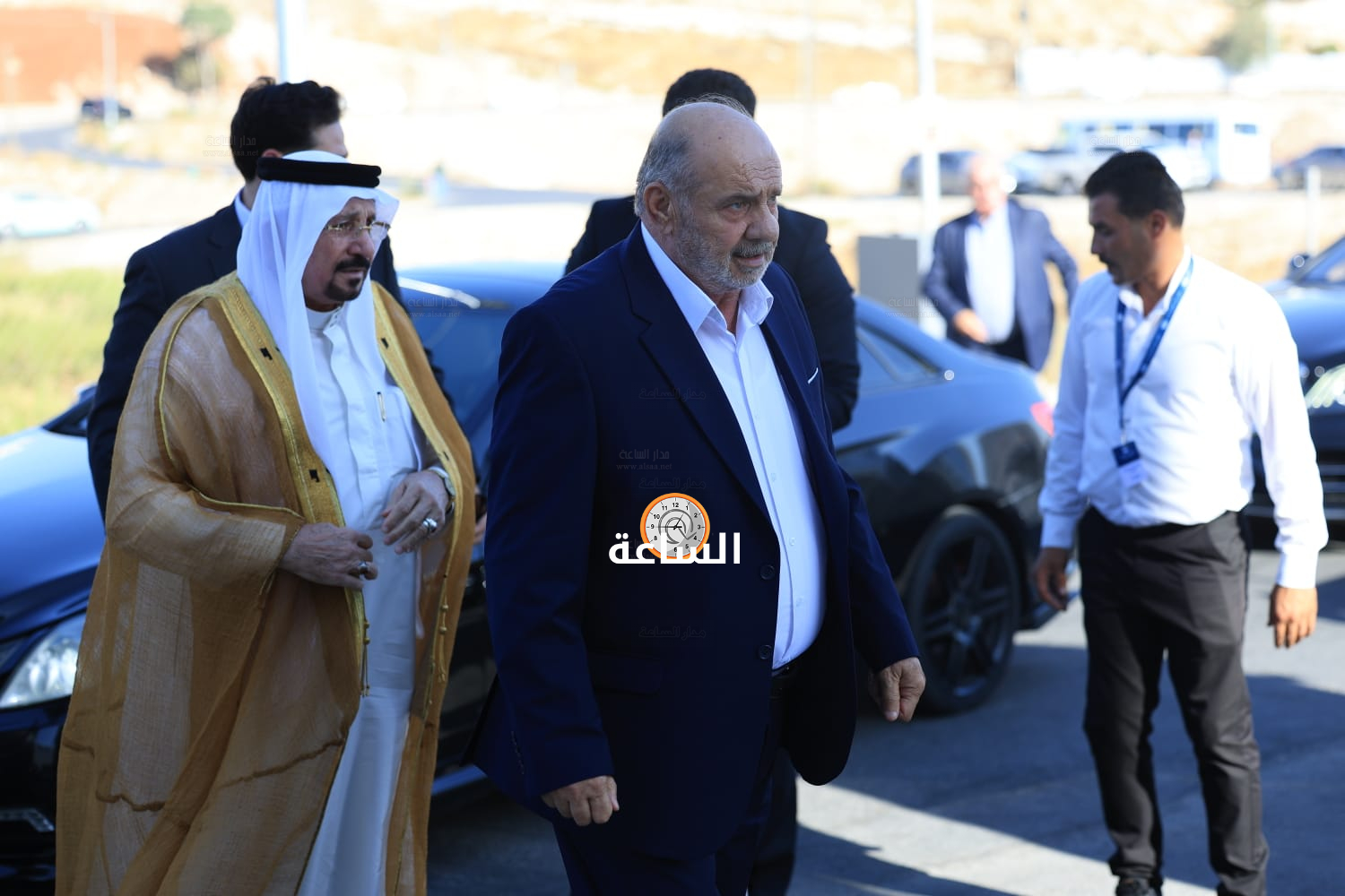 Madar Al-Saa Images 0.9647380340014381