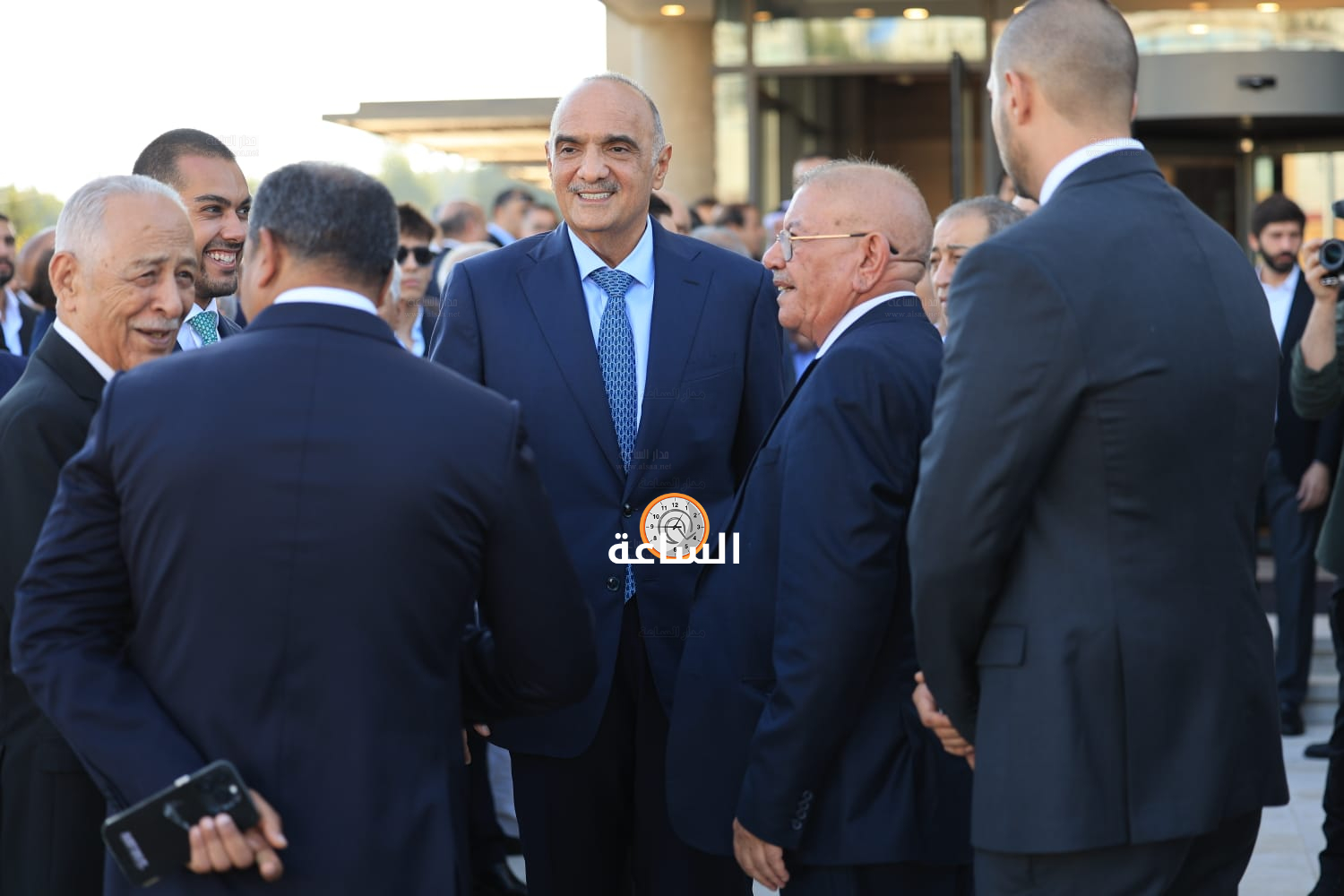 Madar Al-Saa Images 0.8428348444441667