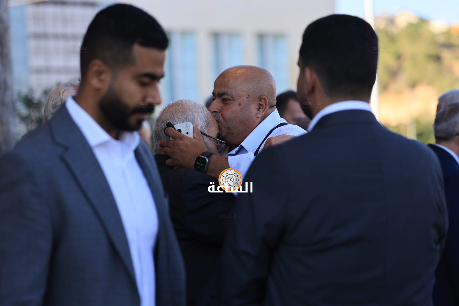 Madar Al-Saa Images 0.4893135581559518