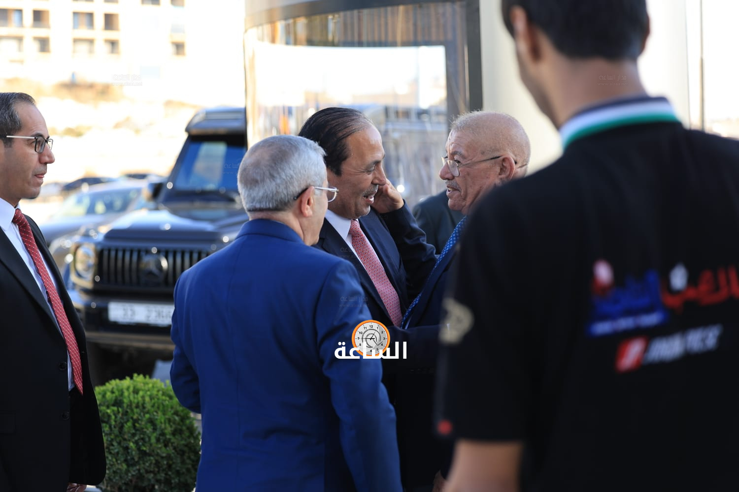 Madar Al-Saa Images 0.7475356509029915