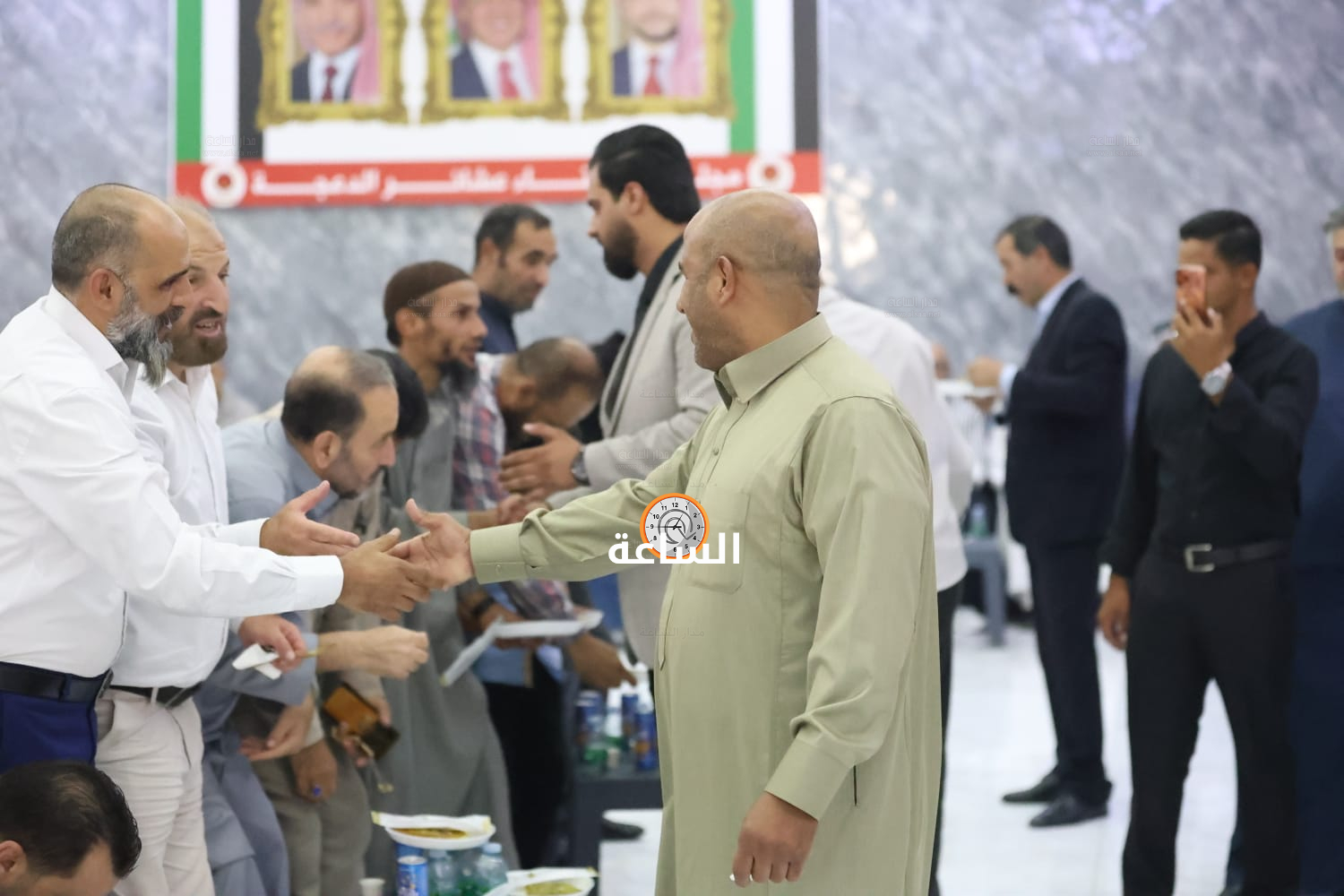 Madar Al-Saa Images 0.9864113420104036