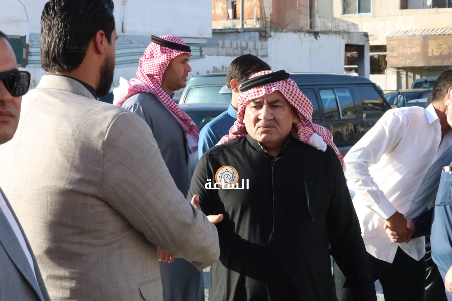 Madar Al-Saa Images 0.4325541883697288