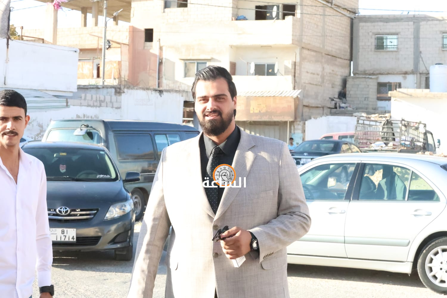 Madar Al-Saa Images 0.7049546589783452