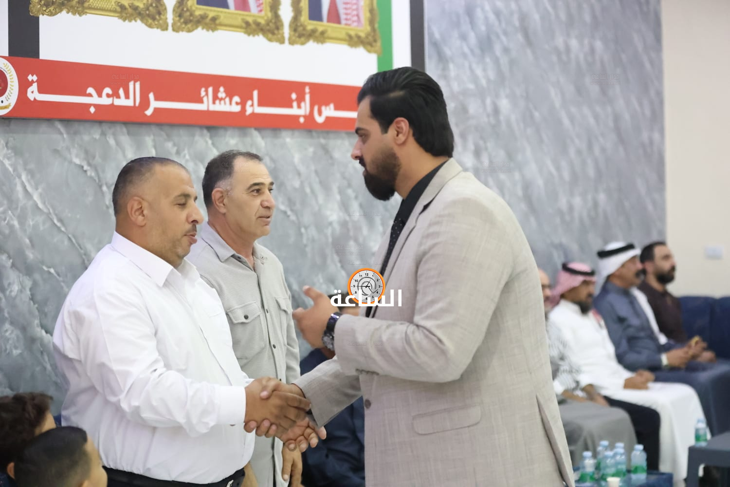 Madar Al-Saa Images 0.05245922137561565