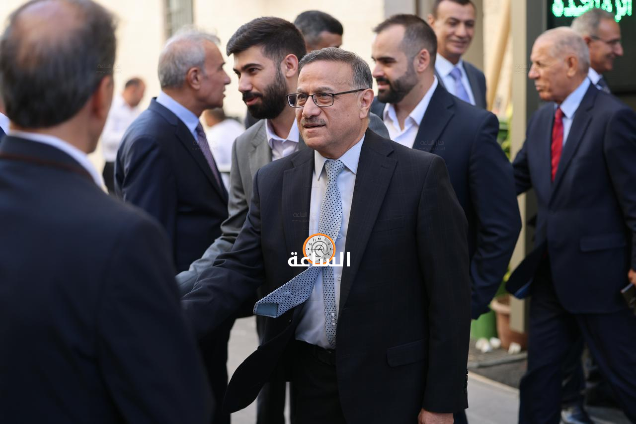 Madar Al-Saa Images 0.17546184573321