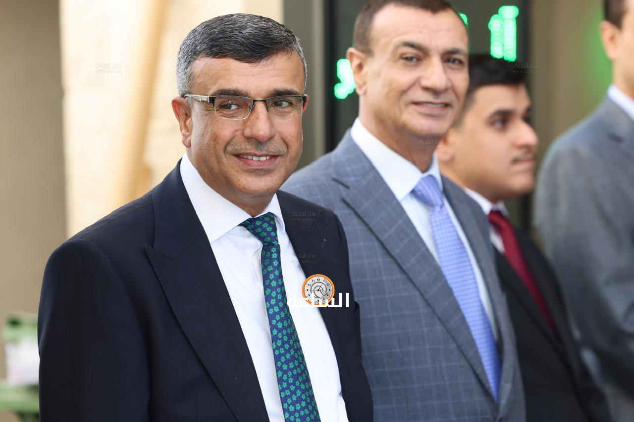Madar Al-Saa Images 0.08548137332753991