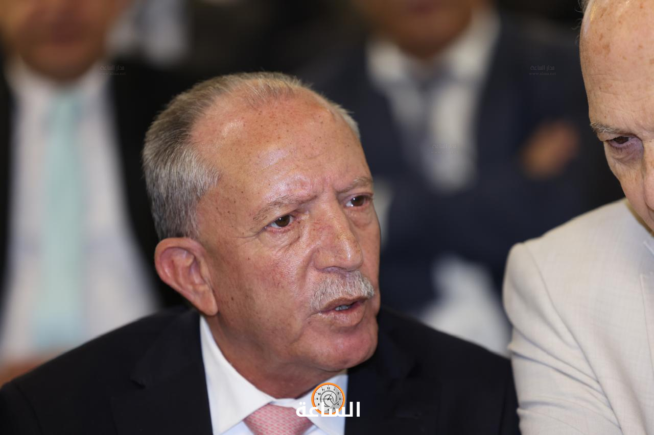 Madar Al-Saa Images 0.20611421002670727