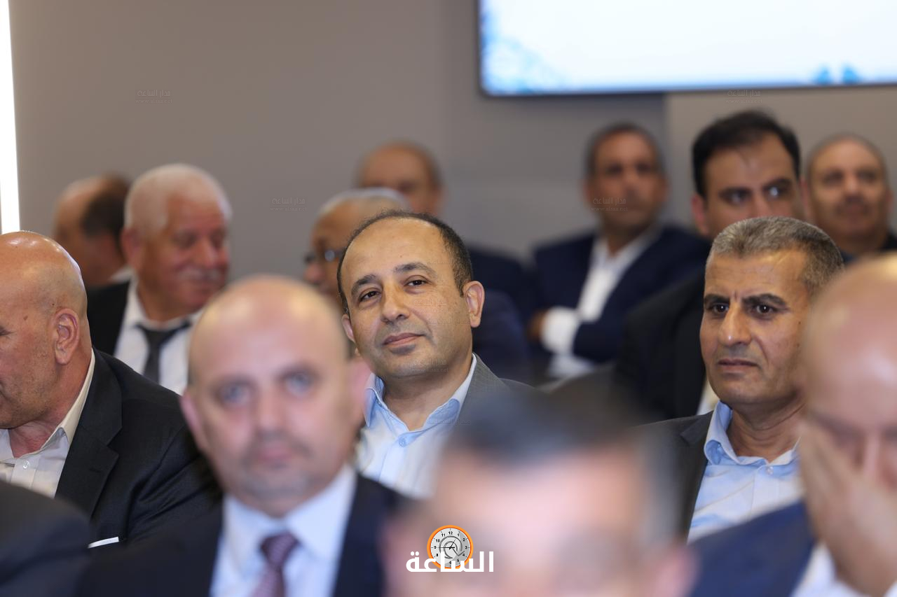 Madar Al-Saa Images 0.7368757385907138