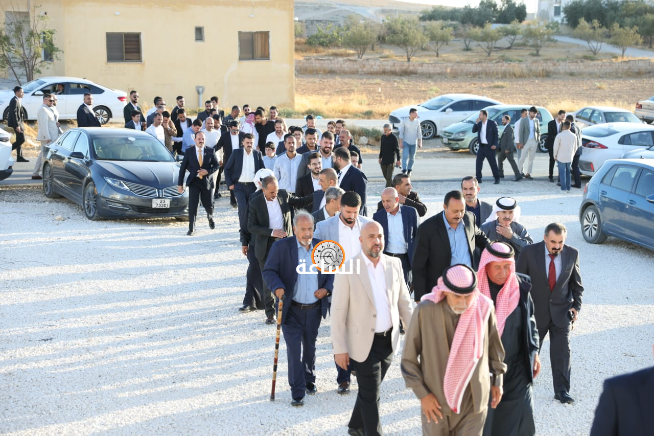 Madar Al-Saa Images 0.469263808092133