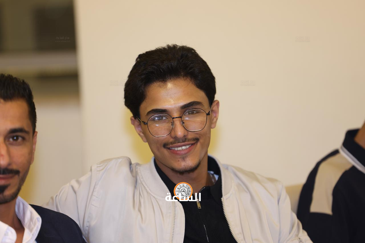Madar Al-Saa Images 0.4327812777732275