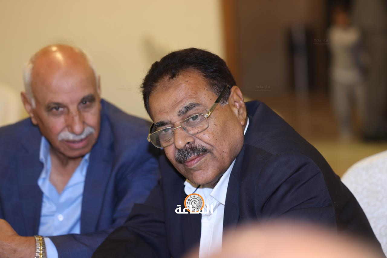 Madar Al-Saa Images 0.7480048606868203