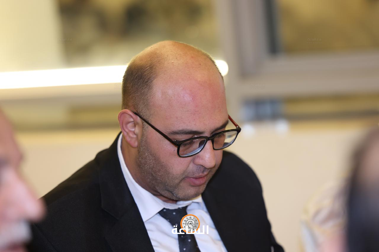 Madar Al-Saa Images 0.24089475099088575