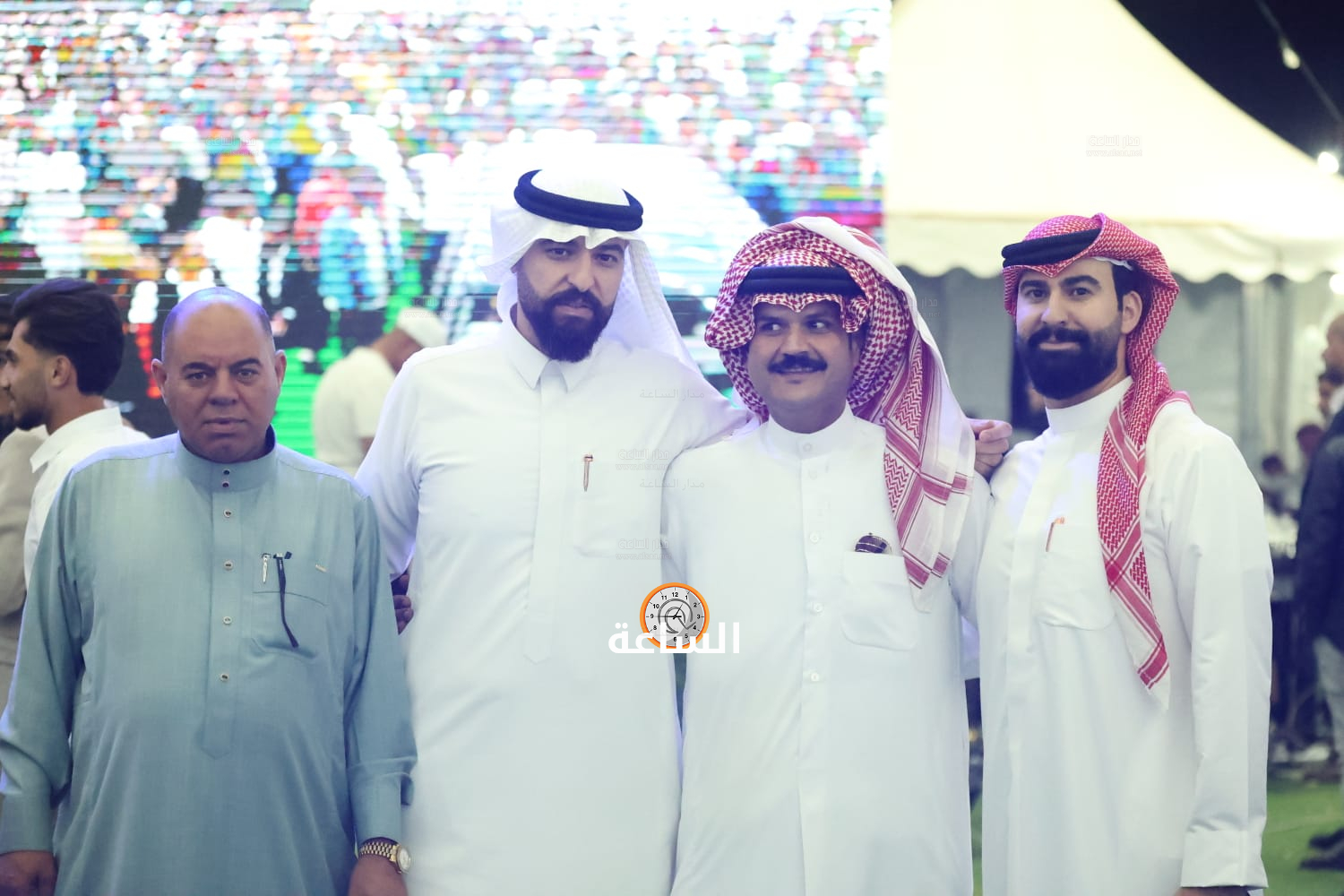 Madar Al-Saa Images 0.17117488581860407
