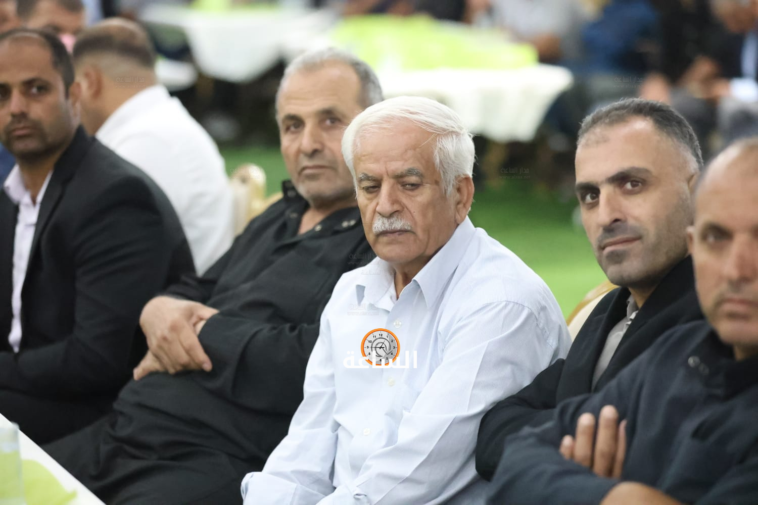 Madar Al-Saa Images 0.1399527035125172