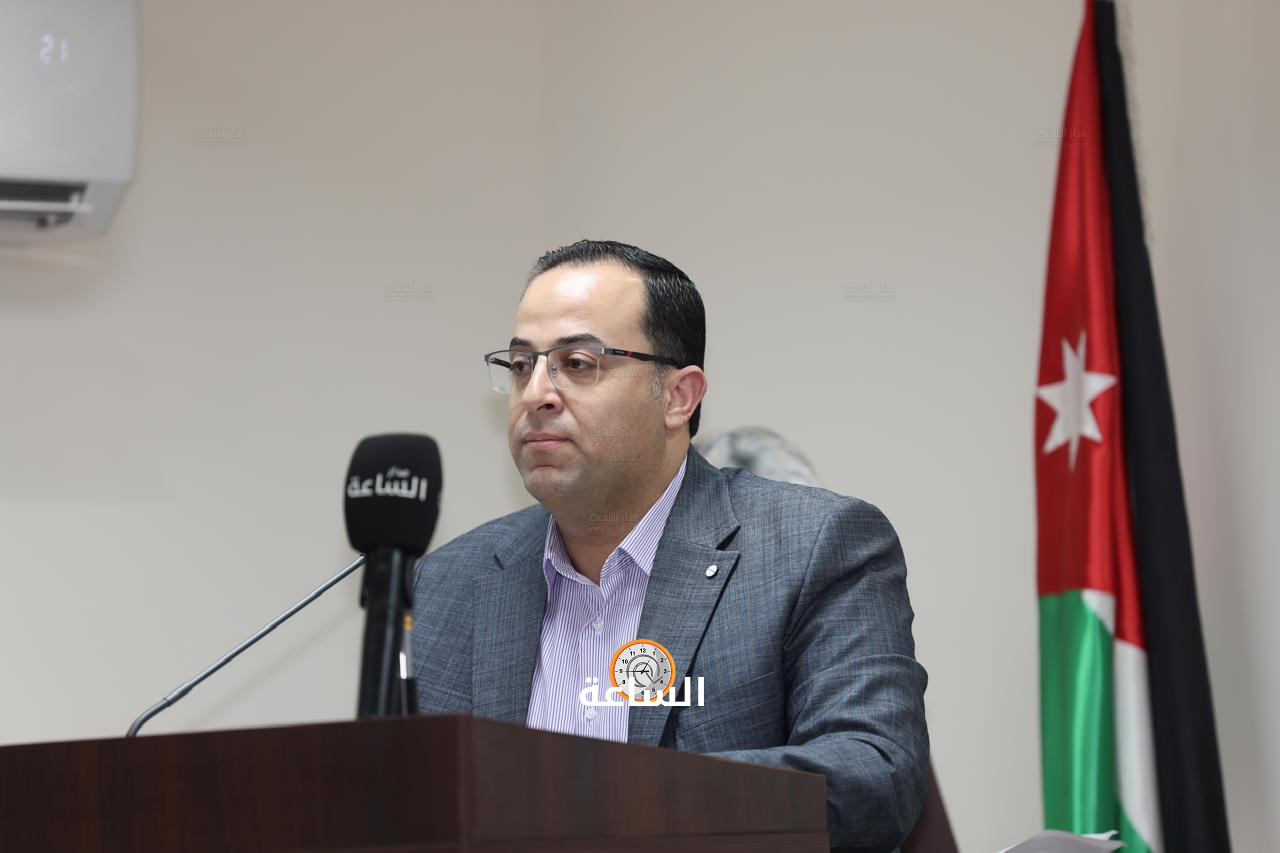 Madar Al-Saa Images 0.28542439531086805