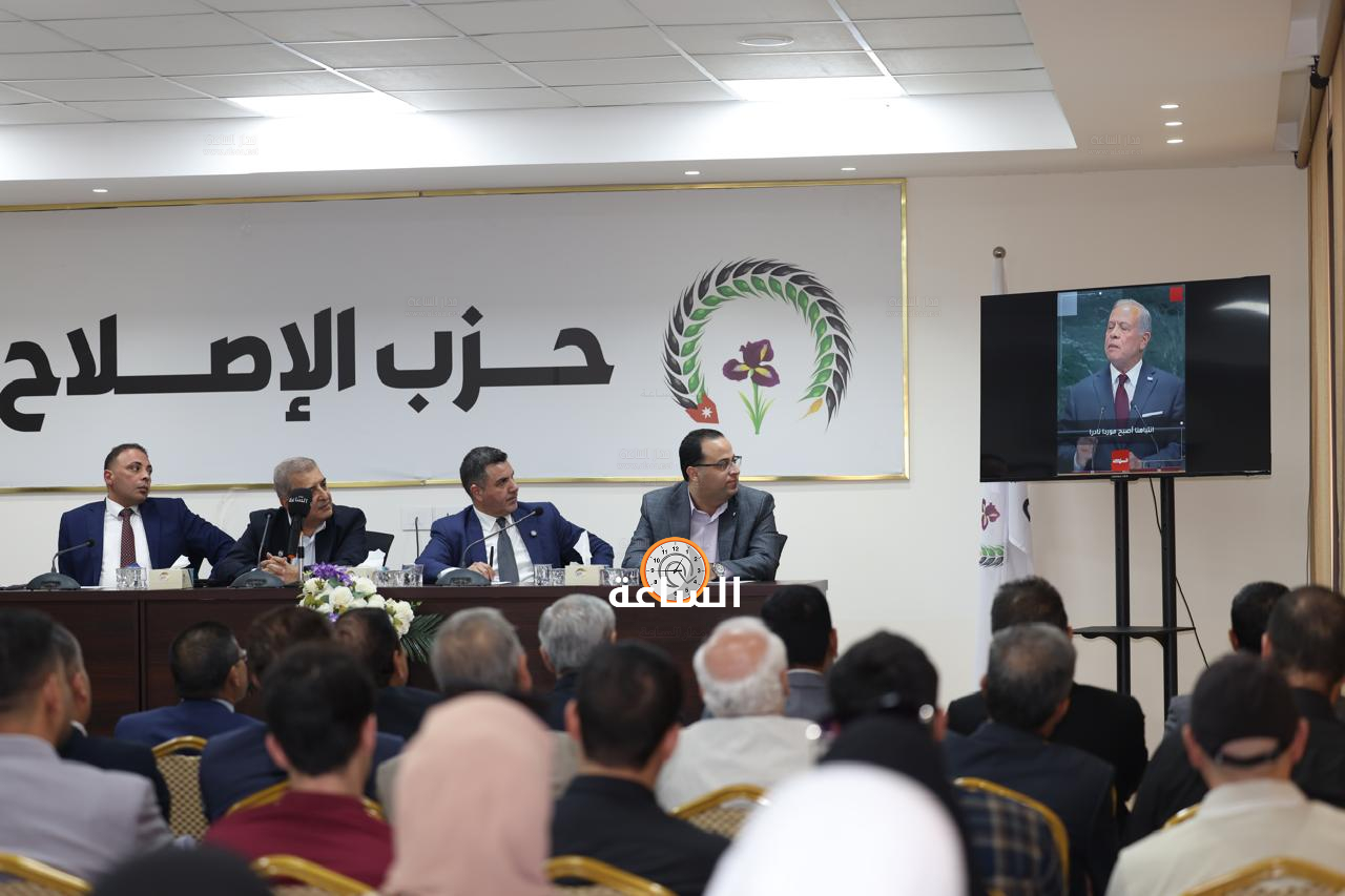 Madar Al-Saa Images 0.44111173995175323