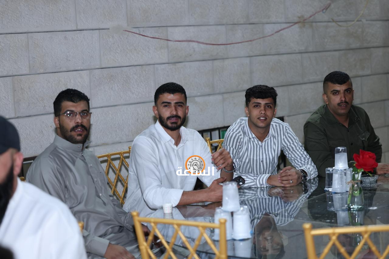 Madar Al-Saa Images 0.2712083643888067