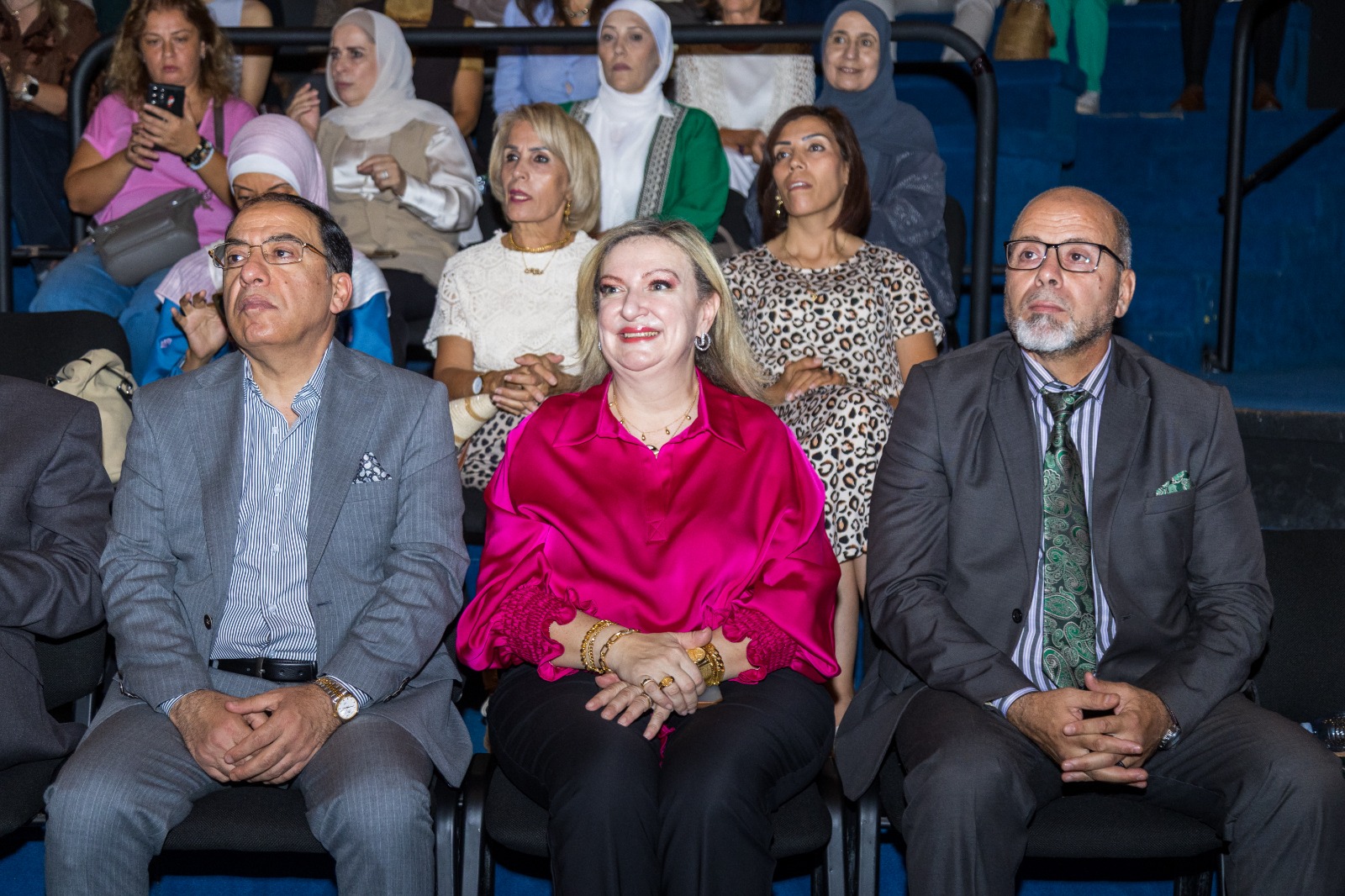 Madar Al-Saa Images 0.33886610434773534