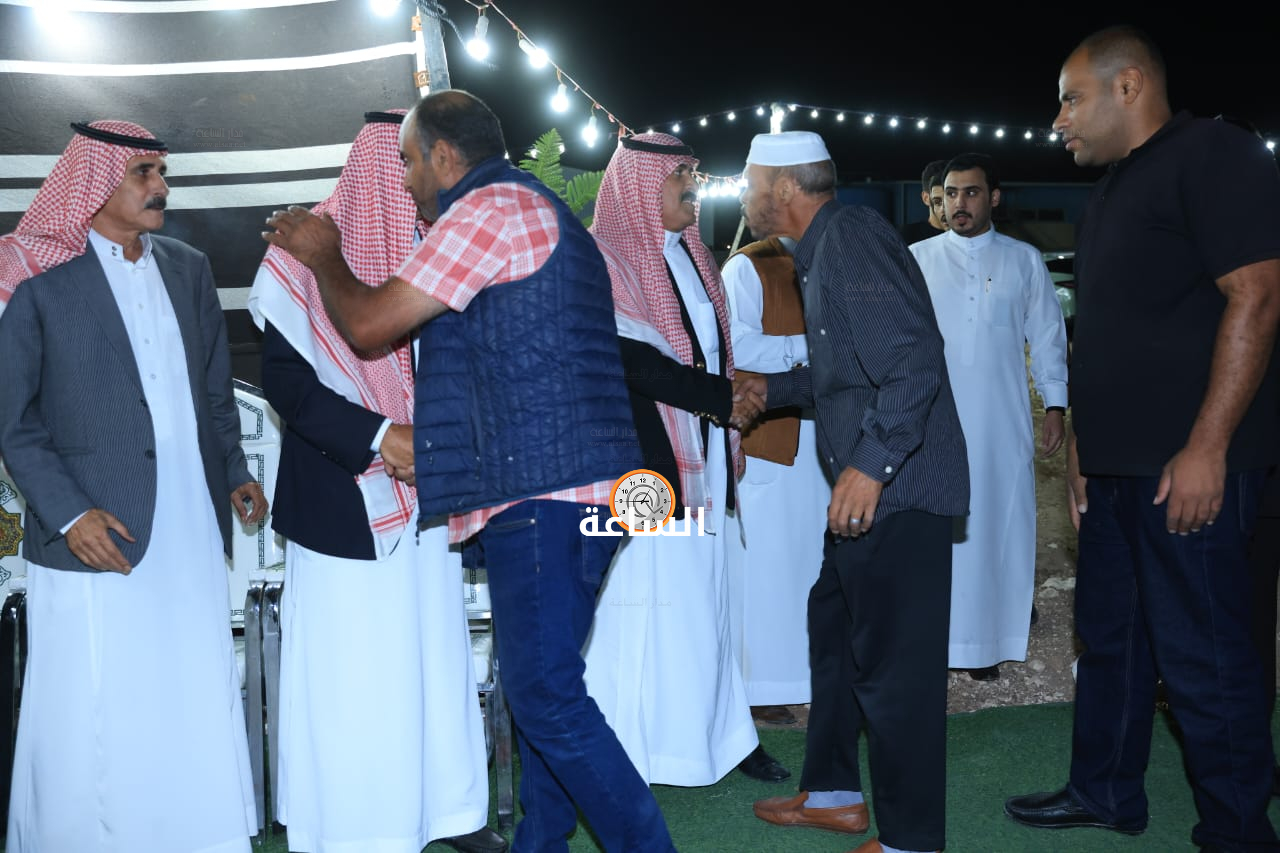 Madar Al-Saa Images 0.49280438430095064