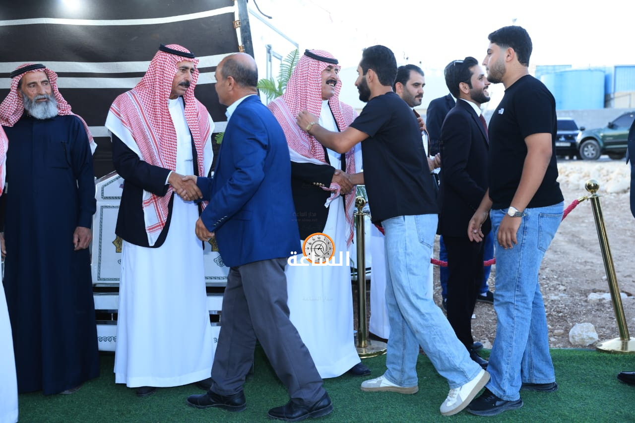 Madar Al-Saa Images 0.9401122777757728
