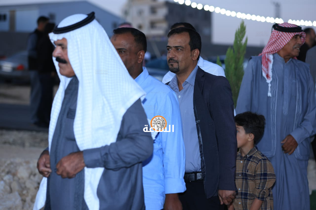 Madar Al-Saa Images 0.449937222286632