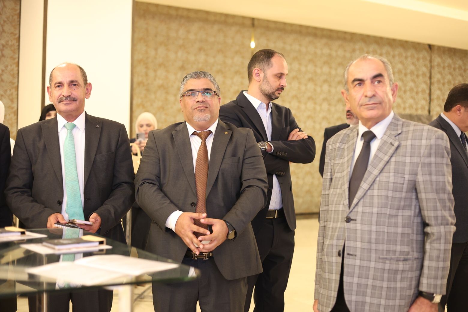 Madar Al-Saa Images 0.19662486691302272