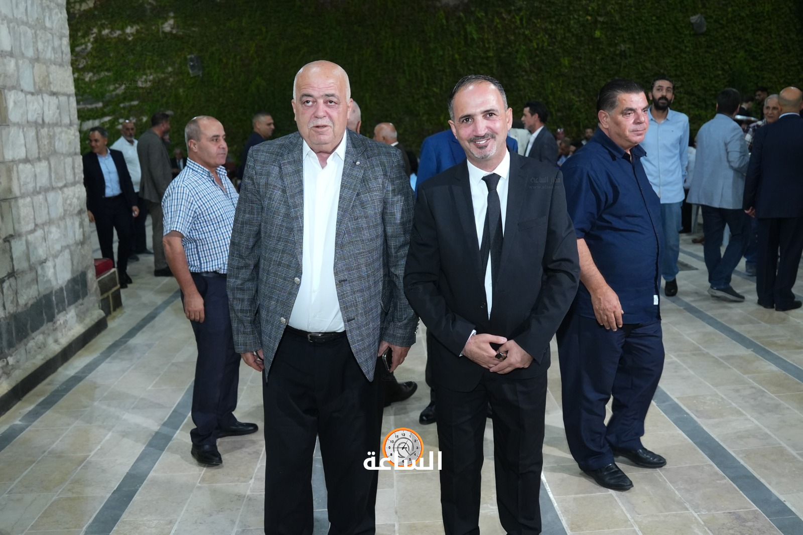 Madar Al-Saa Images 0.3270742384176484