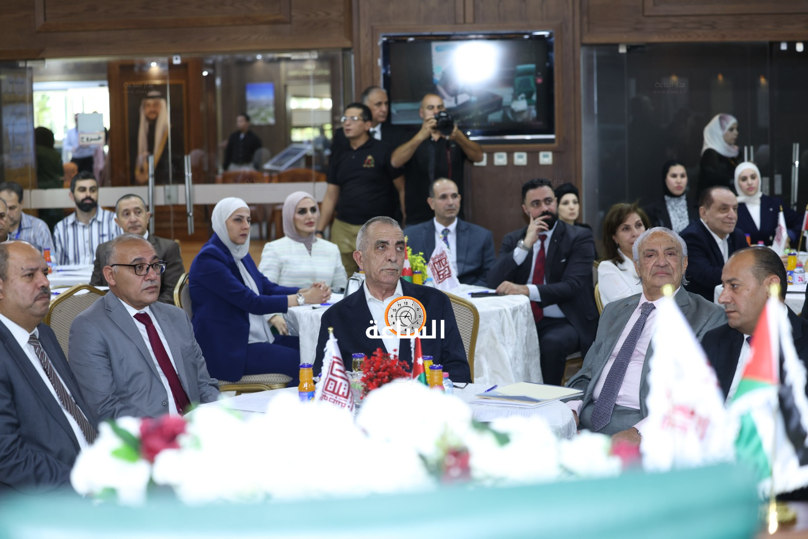 Madar Al-Saa Images 0.6025399462848676