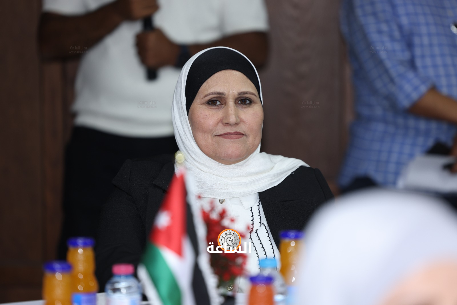 Madar Al-Saa Images 0.423046055667853