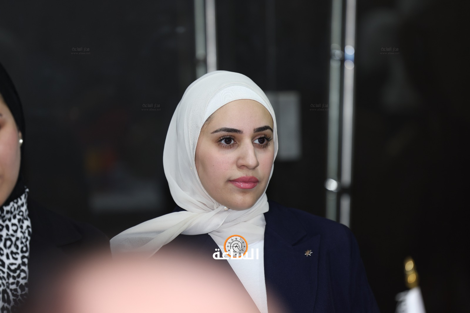 Madar Al-Saa Images 0.8608697378699814